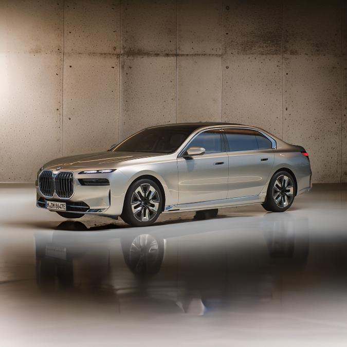 BMW i7