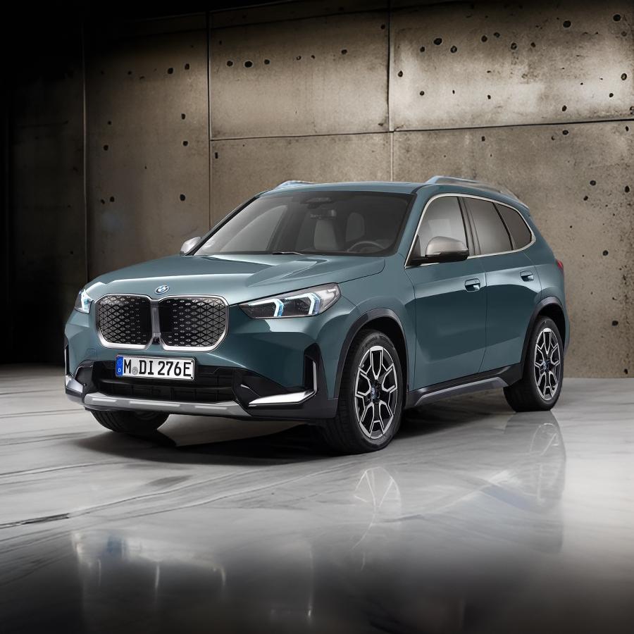 BMW iX1